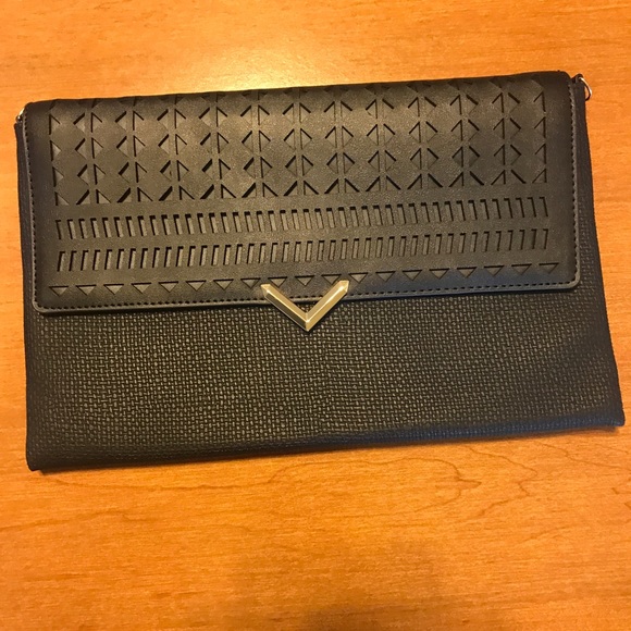 At Stella & Dot black clutch - Picture 1 of 4